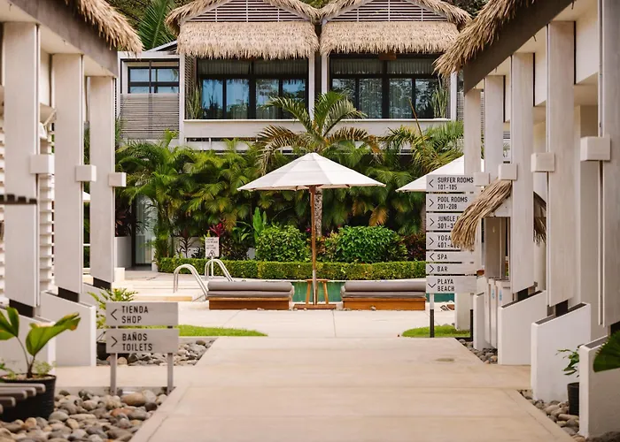 Hotel The Gilded Iguana 4*