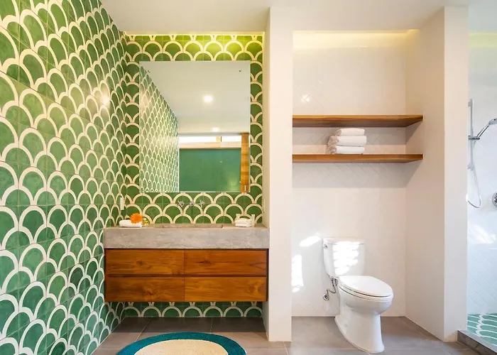 The Gilded Iguana Hotel 4*